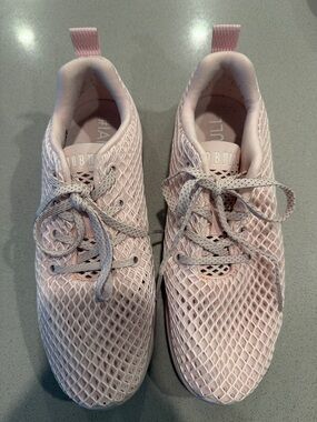 EUC NOBULL Sz 8.5 Pale Pink Mesh Training Sneakers